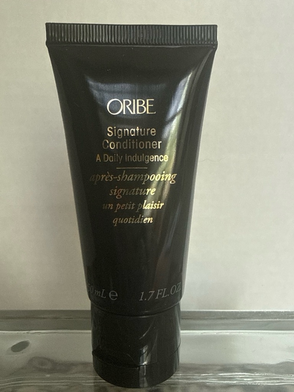 Oribe Conditioner Tube - Black & Gold